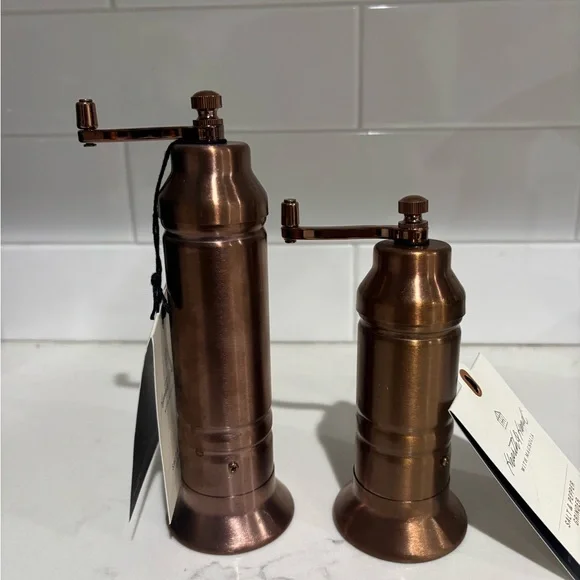 NEW- Copper Pepper and Salt Mill Set by Hearth & Hand - Picture 2 of 5